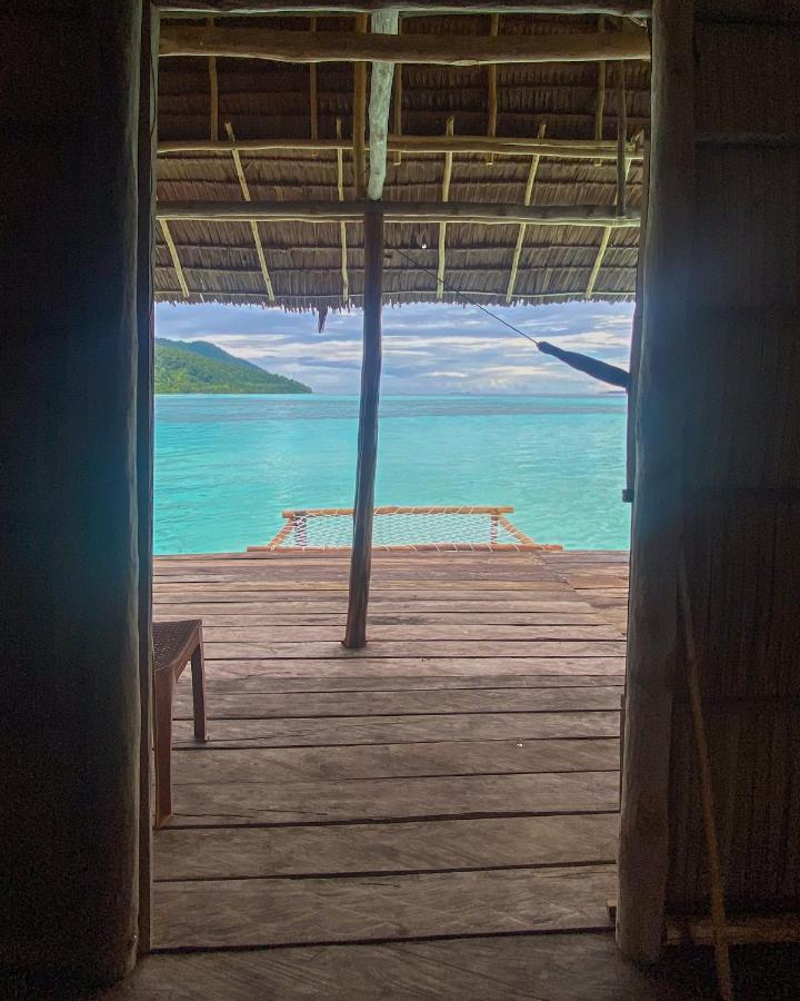 Kri Raja Ampat Bungalows Exterior foto